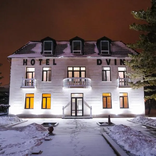 Dvin Hotel, hotelli kohteessa Pavlodar