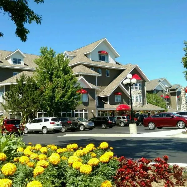 Cherry Tree Inn & Suites, hotell i Traverse City