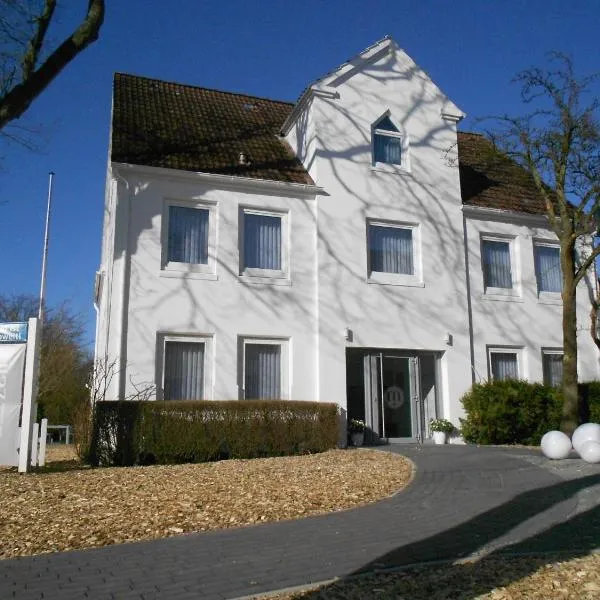 meerzeit Hotel, hotel u gradu Kukshafen