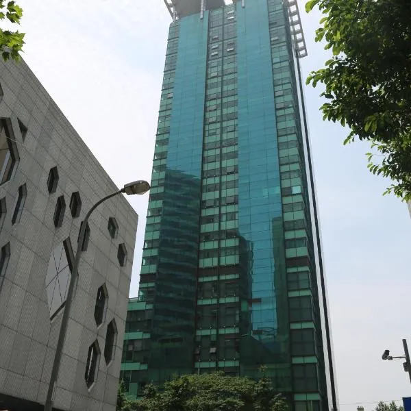 Shanghai Cosmo World Union Service Apartment, מלון בשנגחאי