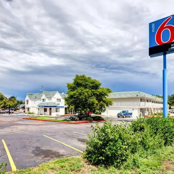 Motel 6-Wheat Ridge, CO - West - Denver North, hotel in Wheat Ridge