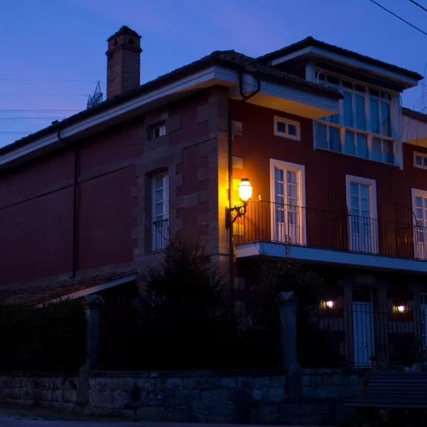 Posada El Marqués De Trancadorio, hotel v destinaci Comillas