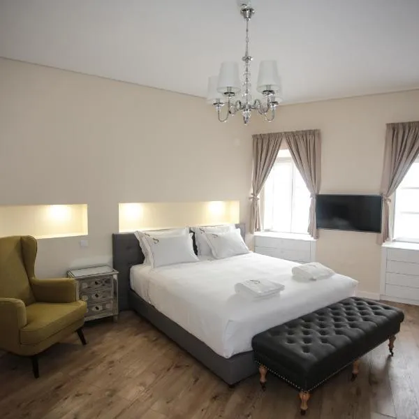 Suites Guest House، فندق في كاسكايس