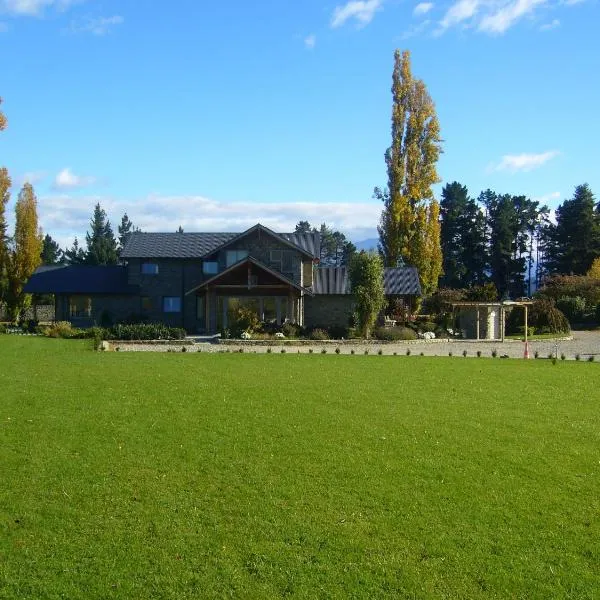 Golfcourse Road Chalets and Lodge, hotel u gradu 'Wanaka'