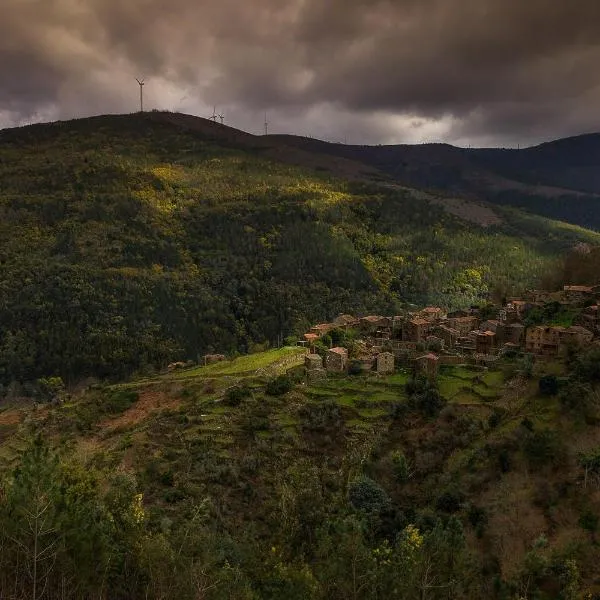 Talasnal Montanhas de Amor, hotel sa Lousã