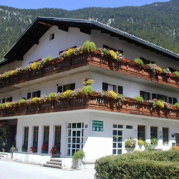 Haus Alpenrose, hotel din Grundlsee