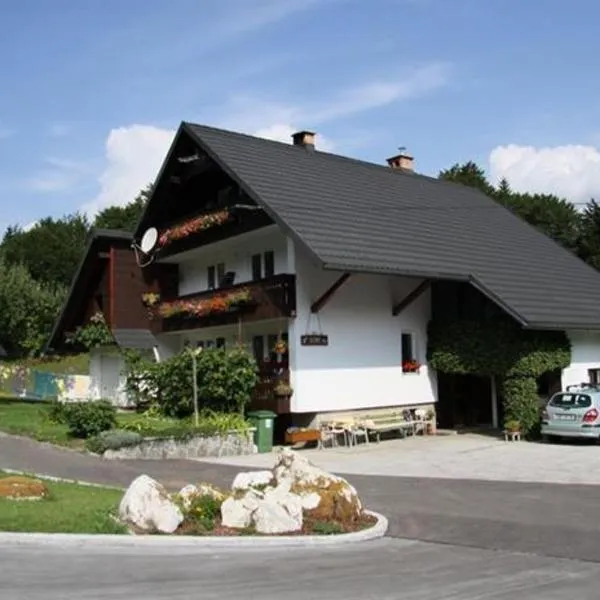 Apartments and rooms Cerkovnik, hotel a Bohinj