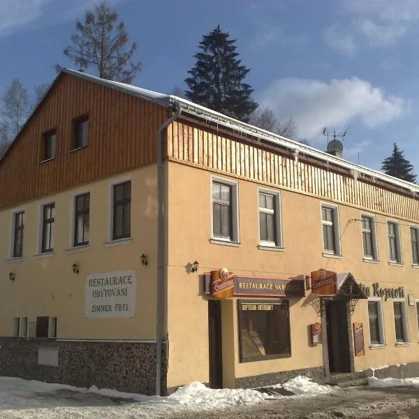 Penzion Na Rozcestí, hotel en Janov nad Nisou