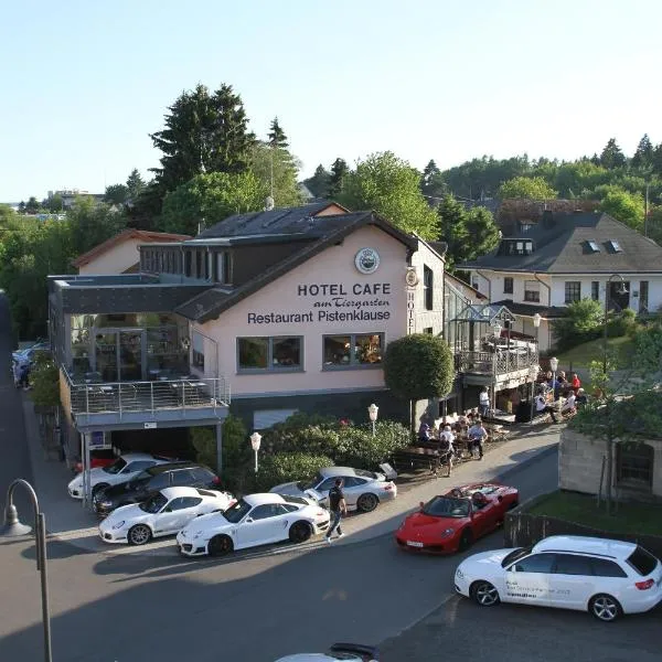 Hotel Am Tiergarten: Nürburg şehrinde bir otel