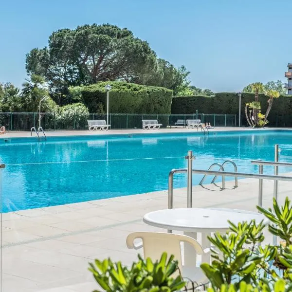 Cannes Marina Appart Hotel Mandelieu, khách sạn ở Mandelieu La Napoule