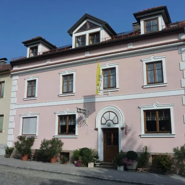 Haus Regina, hotel a Maria Taferl