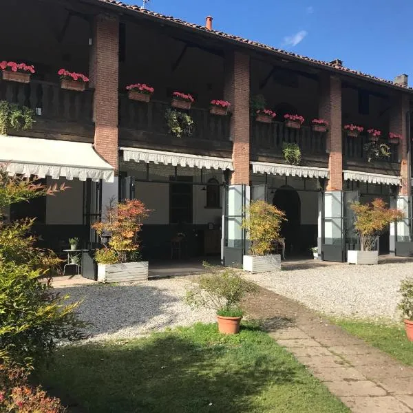 Agriturismo Cascina Magana، فندق في مونزا