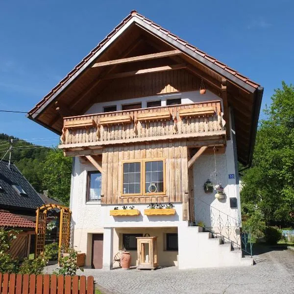 Viesnīca Ferienhaus in der Schlipfing mit Garten pilsētā Altminstere