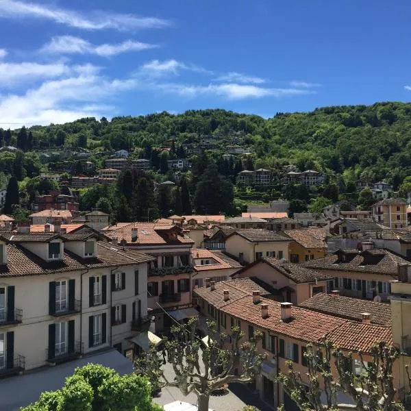 Affittacamere Caffè Nazionale, hôtel à Stresa