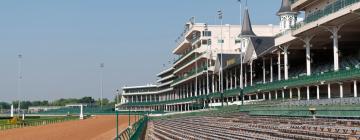 Mga hotel malapit sa Churchill Downs