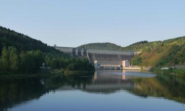 โรงแรมใกล้เขื่อน Orlik Dam