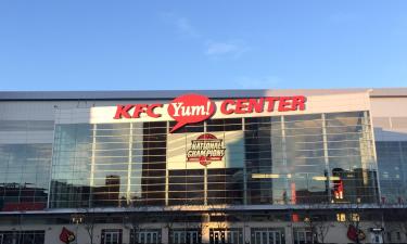 Ξενοδοχεία κοντά σε KFC Yum! Center