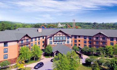 Hotels near Six Flags Great Escape Lodge