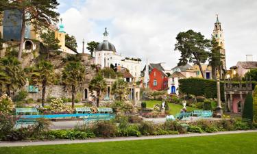 Portmeirion turistinis kaimelis: viešbučiai netoliese