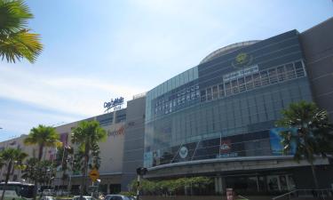 Khách sạn gần Trung tâm mua sắm Queensbay Mall