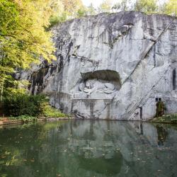 Lion Monument