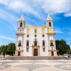 Igreja do Carmo e Capela dos Ossos