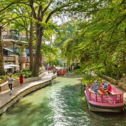 sprehajališče River Walk