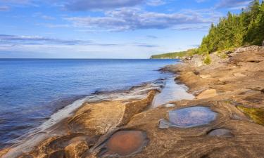 Hoteles que aceptan mascotas en Península de Bruce, sur de la Bahía Georgian y Lago Simcoe