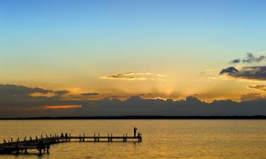 Хотели с паркинг в района на Lake Steinhude