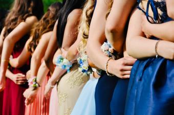 30 Prom Dresses That Look Luxe for Less