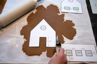 Fun Gingerbread House Patterns With Directions & Tips