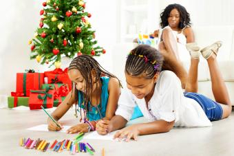 20 Fun Christmas Pictures to Print & Color