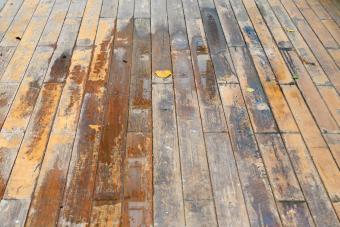 Effective Methods to Remove Water Stains From Wood