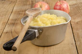 Create Homemade Applesauce With Simple Ingredients