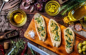 Master the Art of Homemade Garlic Bread