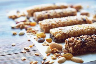 Delicious and Easy Homemade Protein Bars