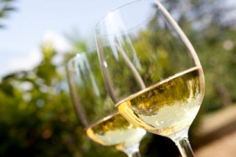 A Guide to Popular Varieties of White Wine