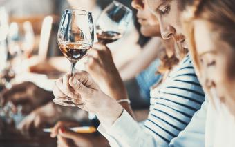 Master the Art of Hosting a Wine Tasting