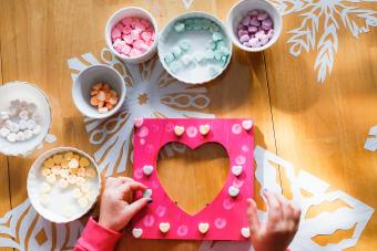 18 Creative & Crafty Ways to Make a Valentine's Day Box