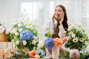 How to Send Flowers Cheaply & Get a Great Deal