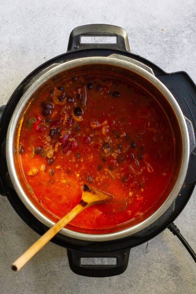 Finished Venison Chili in Instant Pot.