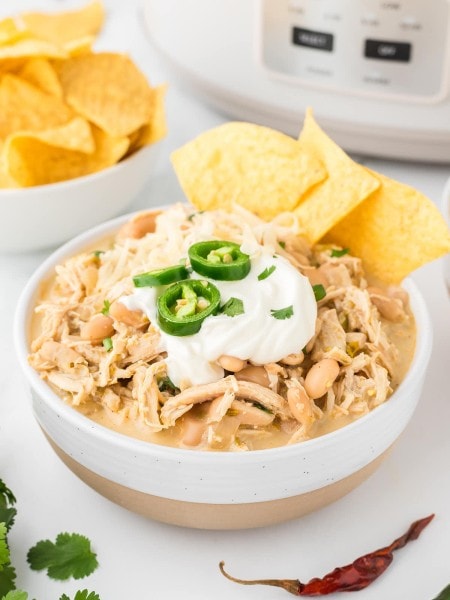 Crockpot White Chicken Chili recipe by Cheerful Cook.