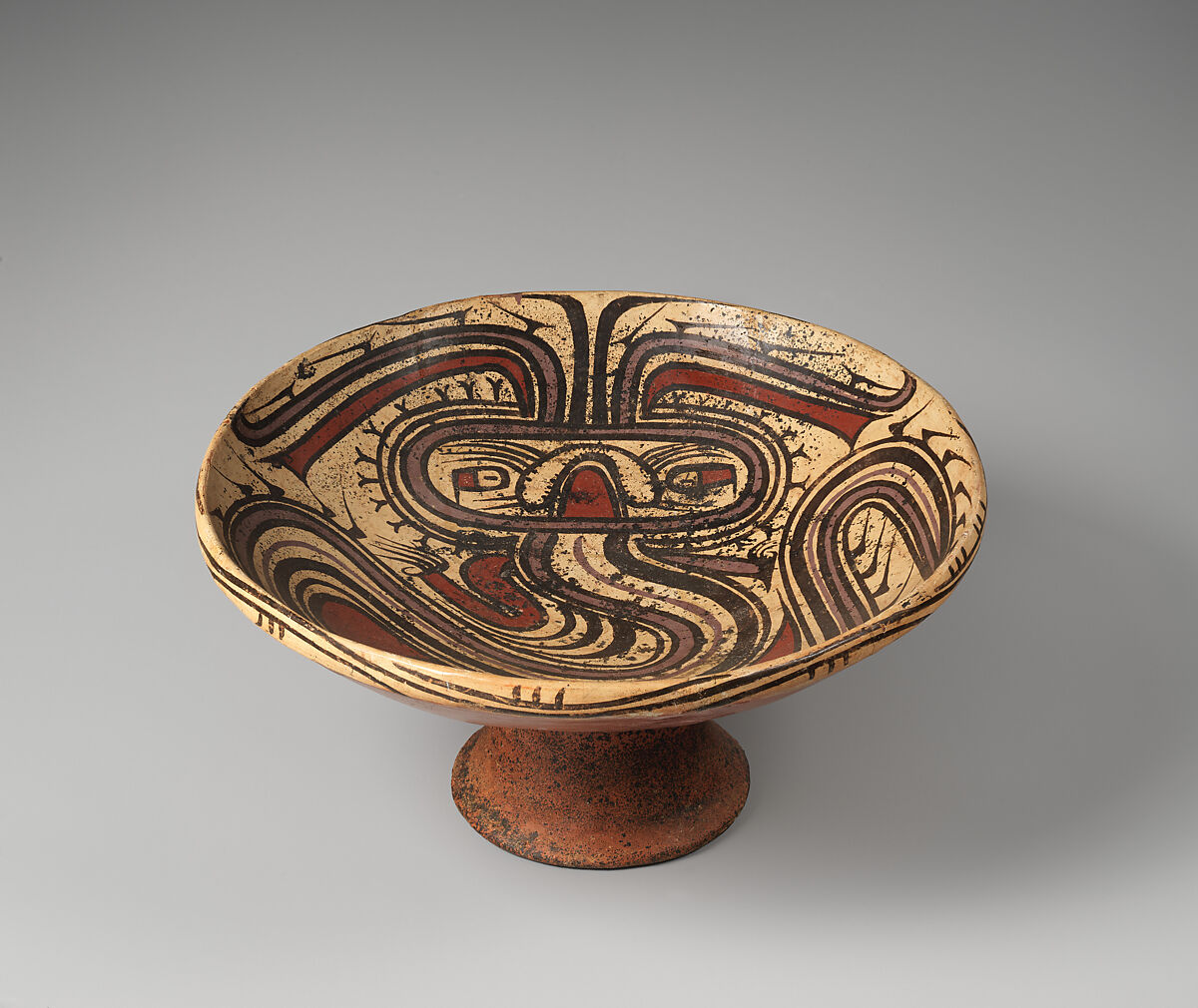 Pedestal Plate, Ceramic, Conte