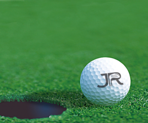 JR the initials of the name of the golfer woman | Logo-Design von Buck Tornado