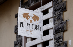 Puppy Cubby Cafe | Logo-Design von GLDesigns