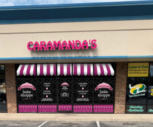 Store Front Signage for an Upscale Cake & Dessert Bakery | Signage Design by Bittersweet