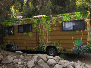 RV (recreational vehicle) Forest trees or Jungle vine wrap  | Car Wrap-Design von haru_ichiban