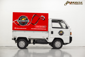 Car Wrap Design by HuseyinBozkurt for sincyr designs | Design #26738422