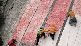 ‘돌 vs 밤’ 맞붙은 두 여성 작가… 그 끝엔 ‘공존과 희망’