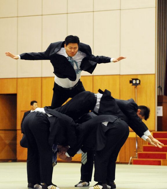 대통령 경호처 직원들의 경호 시범 모습. [동아DB]